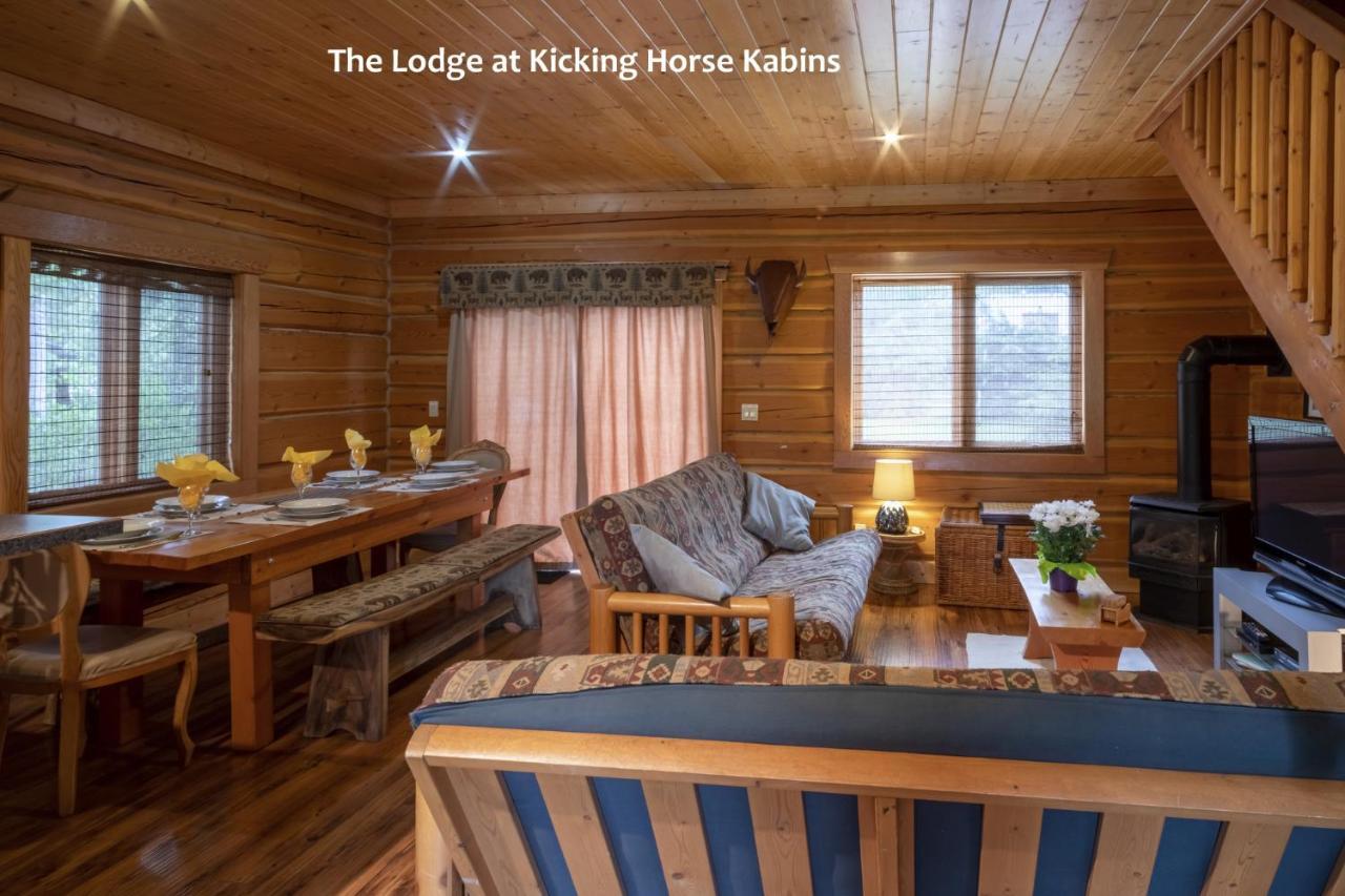 גולדן Kicking Horse Kabins מראה חיצוני תמונה