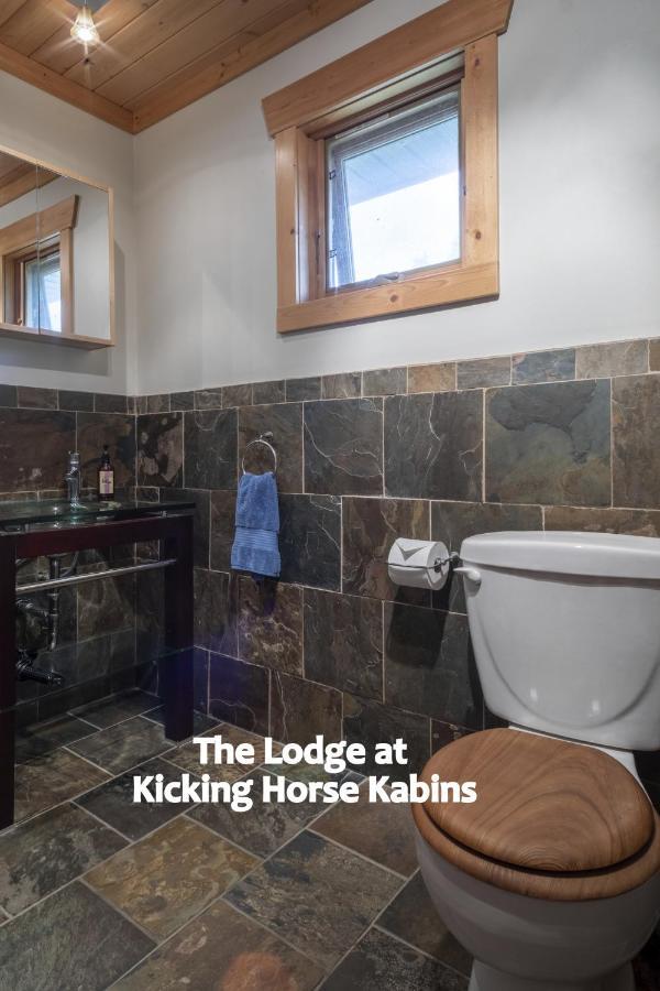 גולדן Kicking Horse Kabins מראה חיצוני תמונה